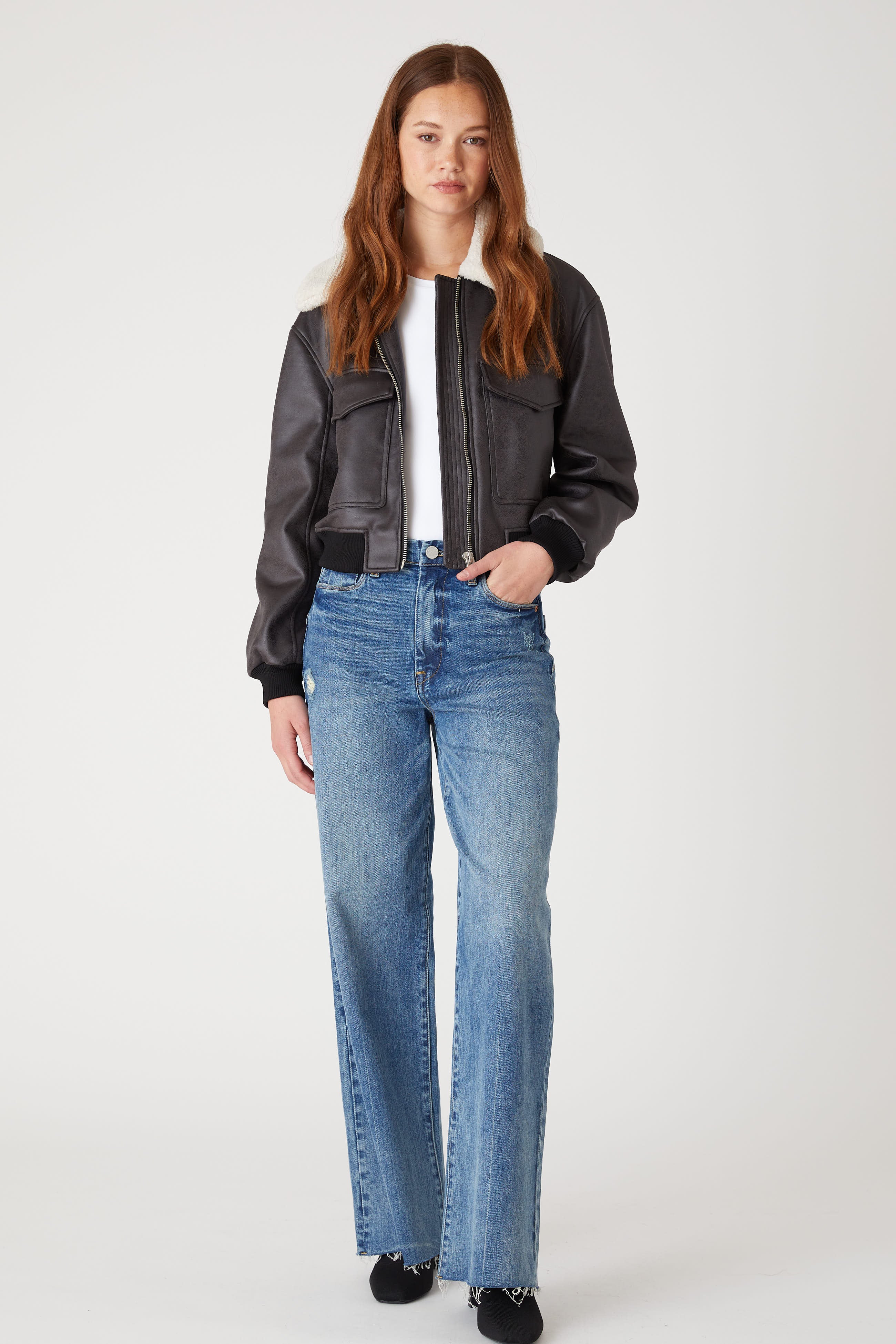 Behind The Scenes Bomber - Image 8