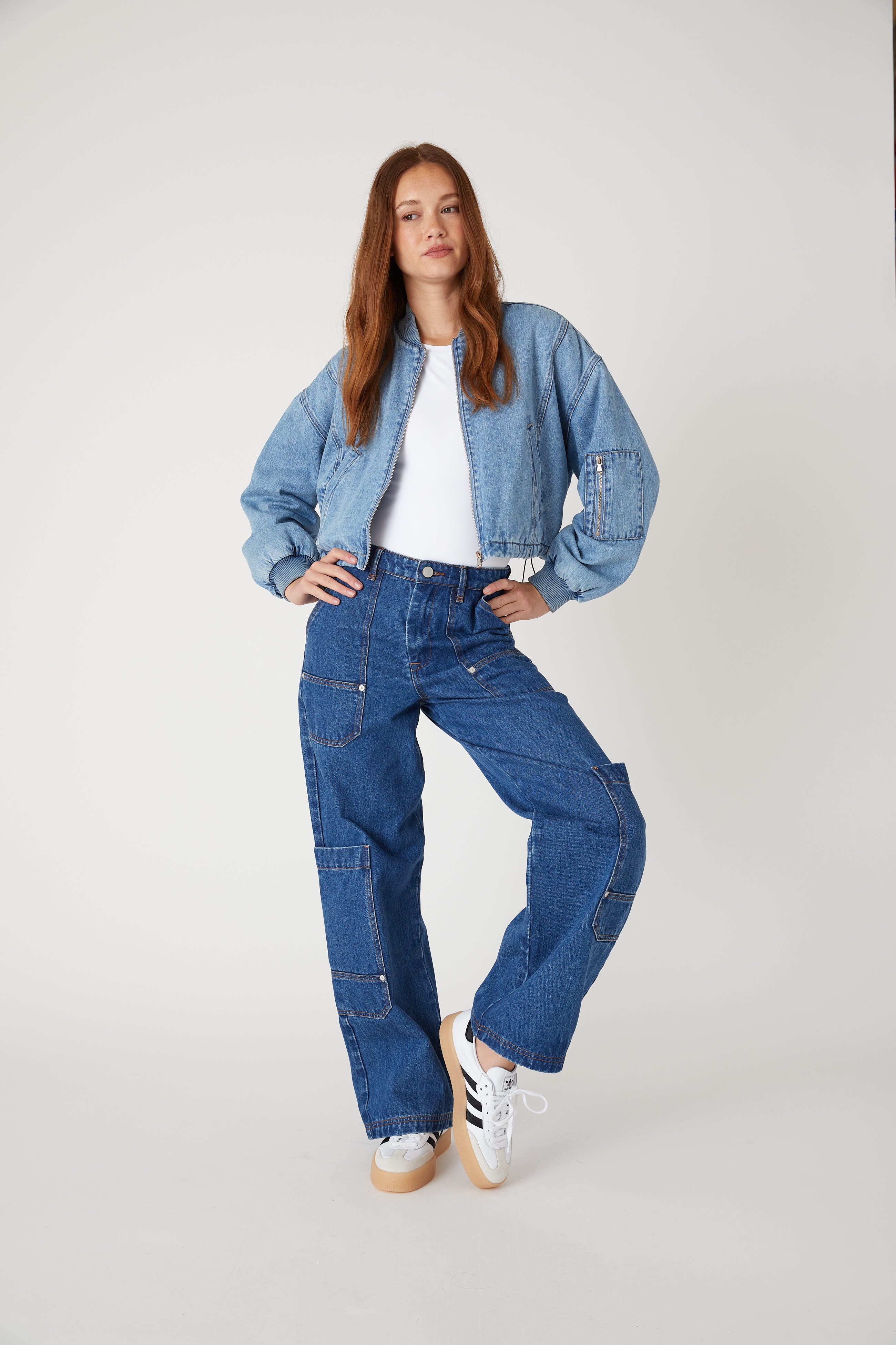 Guest Star Bomber - Image 4